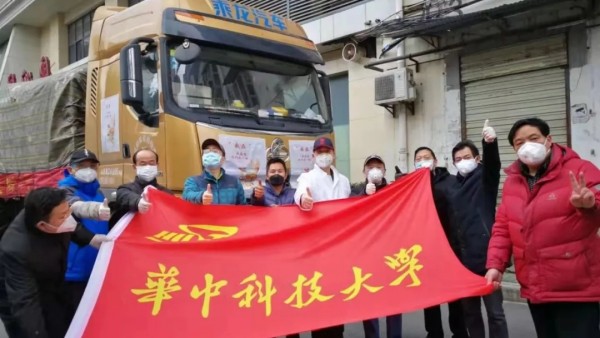 50多个小时，2000多公里，把菜送到武汉就回家